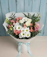 Букет цветов из:  Розы, Лизиантусы и Хризантемы в Дульдурге
