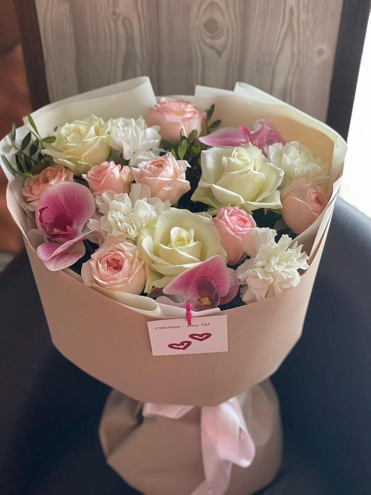 Букет цветов из: Орхидеи, Розы и Гвоздики в Дульдурге