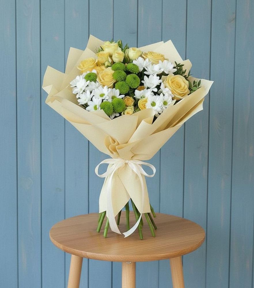 Букет цветов из: Хризантемы и Розы в Дульдурге