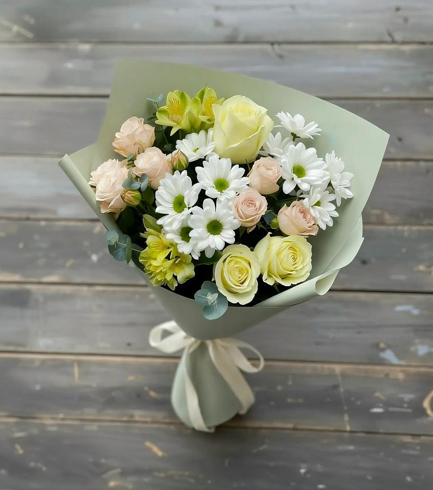 Букет цветов из: Альстромерии, Розы и Хризантемы в Дульдурге