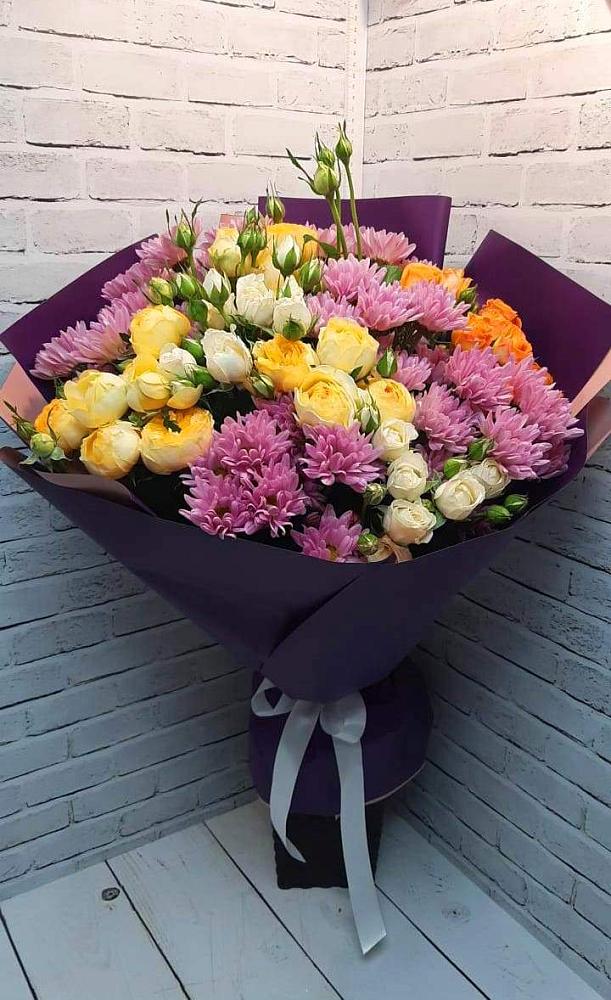 Букет цветов из: Хризантемы и Розы в Дульдурге