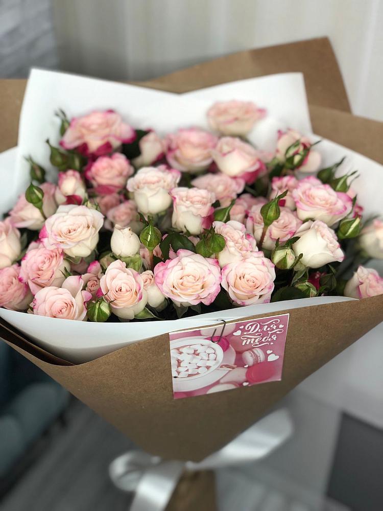 Букет цветов из: Розы в Дульдурге