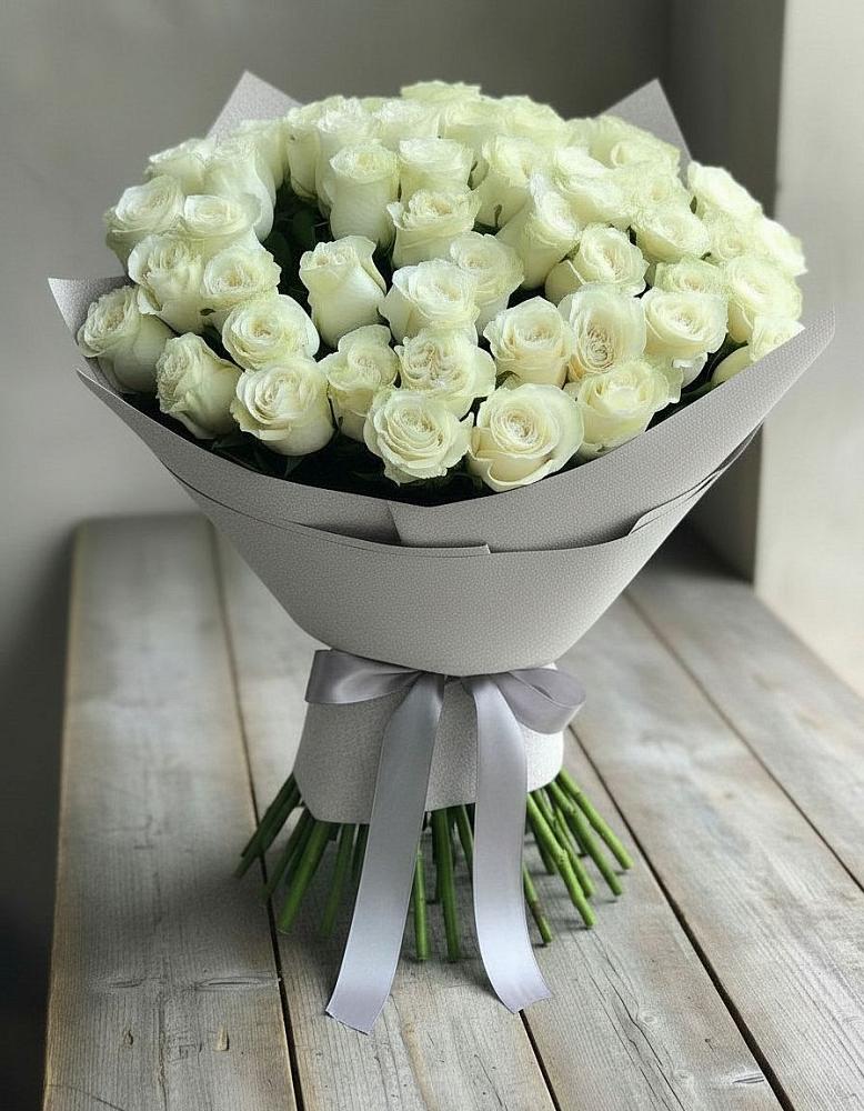 Букет 35 Белых роз в Дульдурге